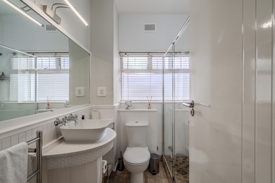 1 Bedroom Property for Sale in Camps Bay Western Cape